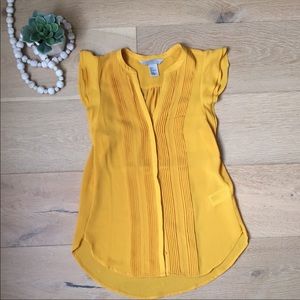 H&M flutter sleeve blouse